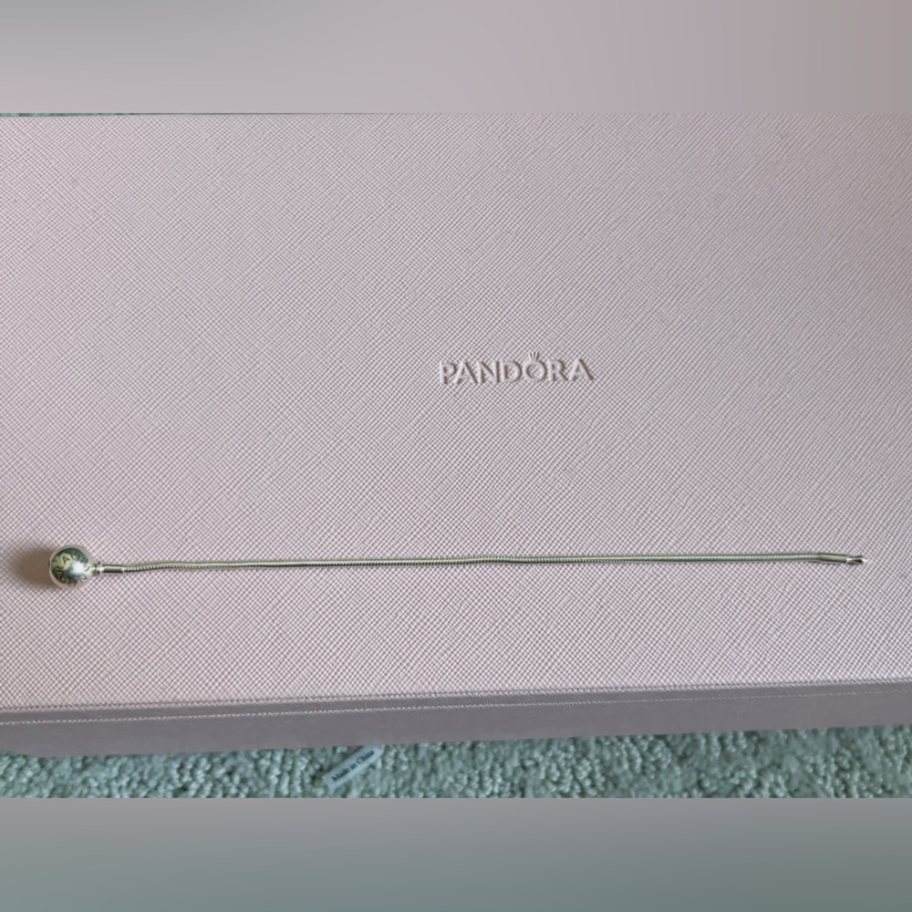 Pandora Essence Bracelet- Size 17cm small